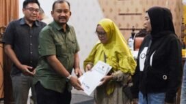 Pemkab Berikan Bantuan Pedagang Terdampak Kebakaran Pasar Pagi