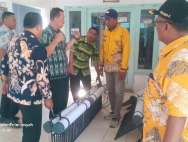 Desa Wonokromo Terima Bantuan Saringan Sampah di Sungai Skunder, Upaya Kurangi Sampah Kiriman