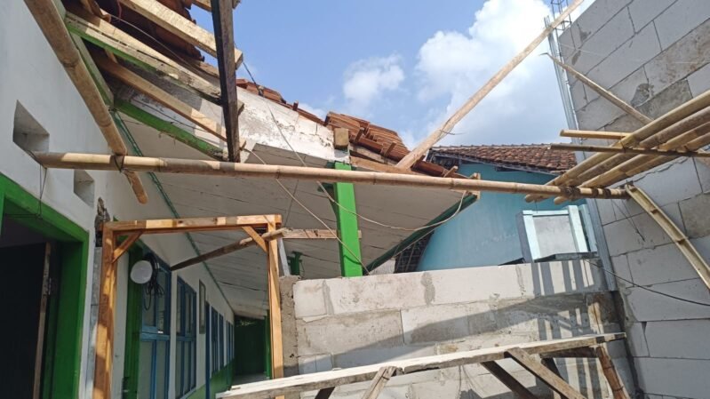 BRI Peduli Perkuat Pendidikan Keagamaan, Salurkan Bantuan CSR untuk MDT Walisongo Kebongede