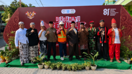 Unik! Upacara HUT ke-81 RI di Kampung Gang Presiden Puntan: Dari Kostum Daur Ulang Sampah hingga Eksistensi 