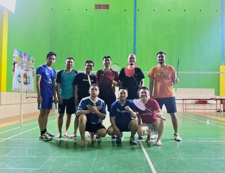 Karyawan BRI Pemalang Jaga Kebugaran dan Kekompakan Lewat Badminton Bersama